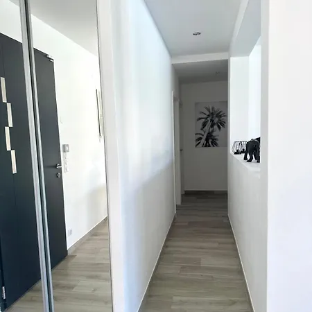 Neuve Avec Piscine 3 140 M2 Villa