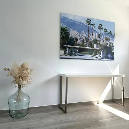 Neuve Avec Piscine 3 140 M2 *