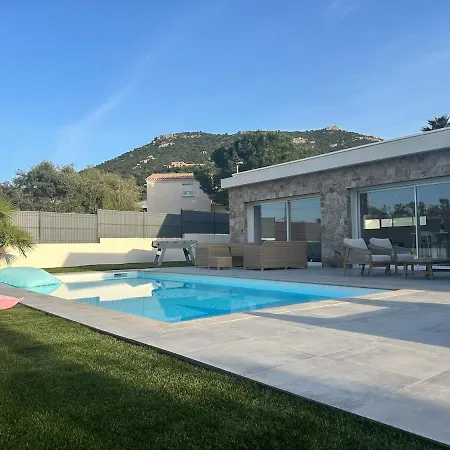 Neuve Avec Piscine 3 140 M2 Villa