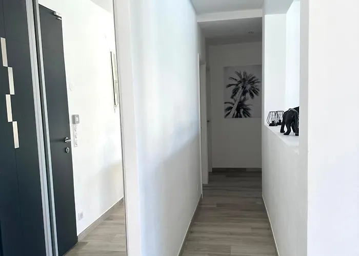 Neuve Avec Piscine 3 140 M2 Villa