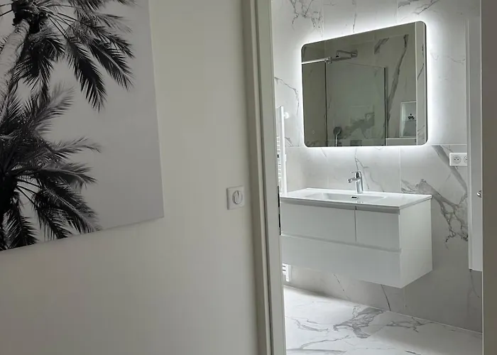 Neuve Avec Piscine 3 140 M2 Villa