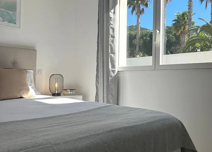 Neuve Avec Piscine 3 140 M2 Villa Calvi (Corsica)